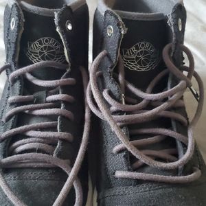 Like New Air Jordan 7.5 Youth/Men's canvas shoes